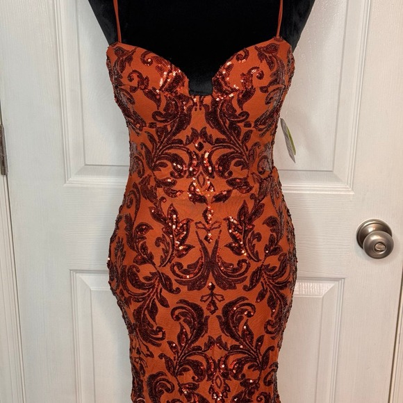 NWT Windsor sequin dress-size Small-Rust/brown color - Picture 1 of 8
